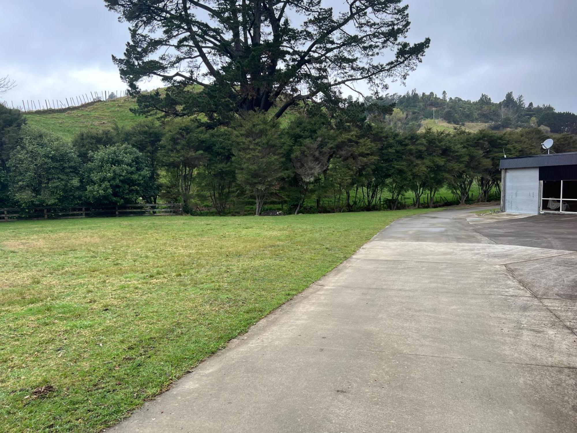 Self Contained Open Shed Space Wainui  المظهر الخارجي الصورة