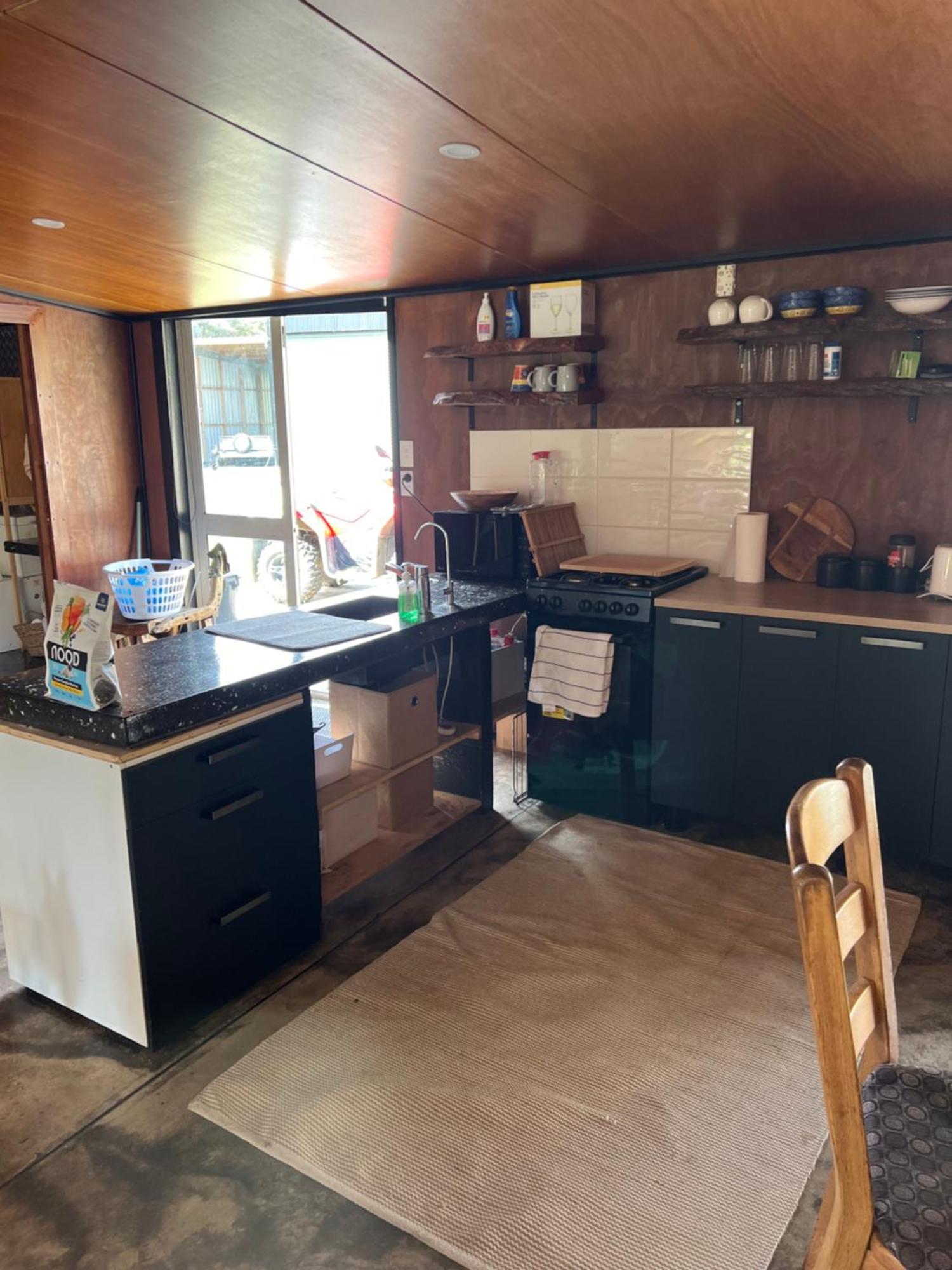 Self Contained Open Shed Space Wainui  المظهر الخارجي الصورة