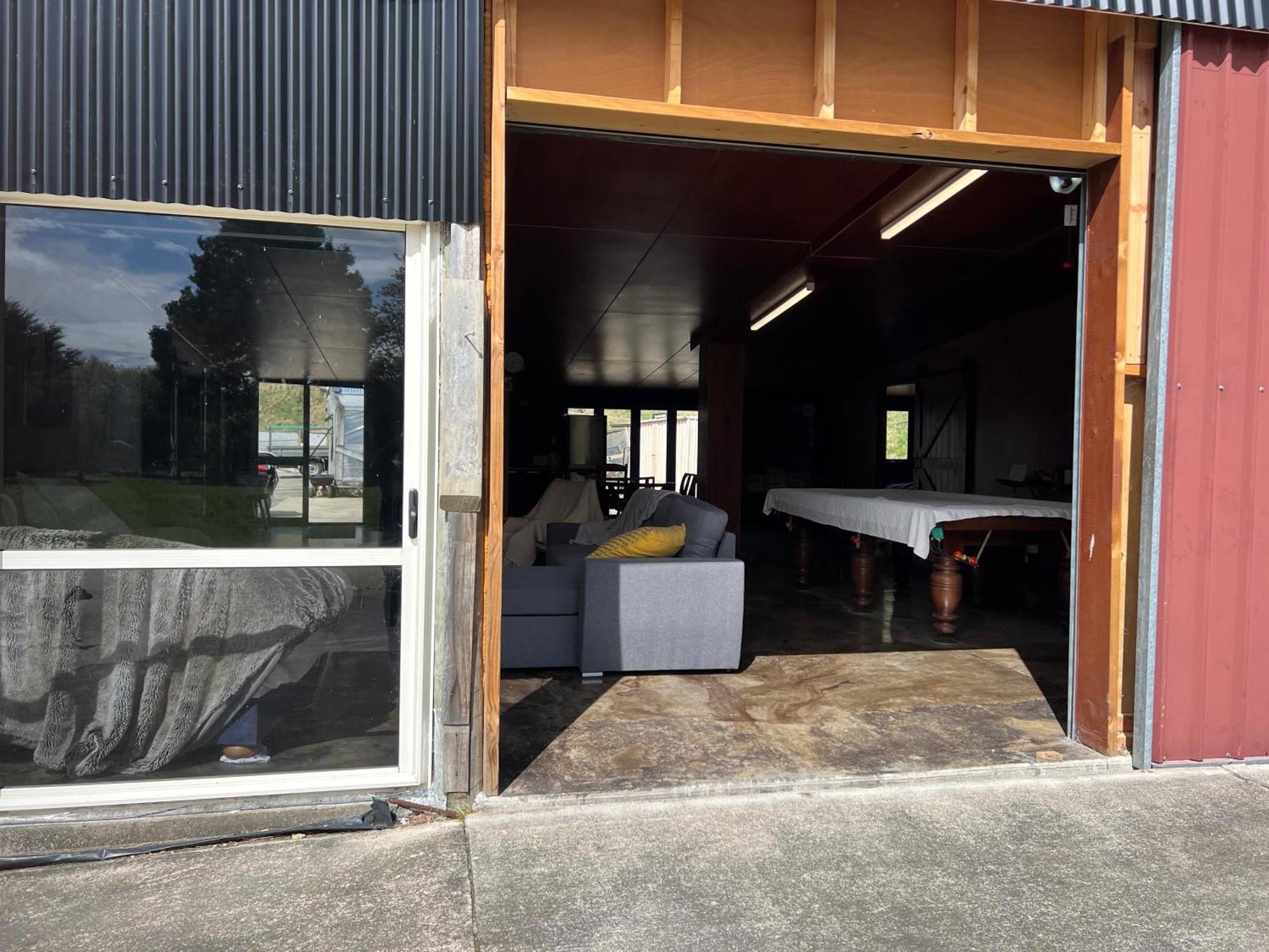 Self Contained Open Shed Space Wainui  المظهر الخارجي الصورة