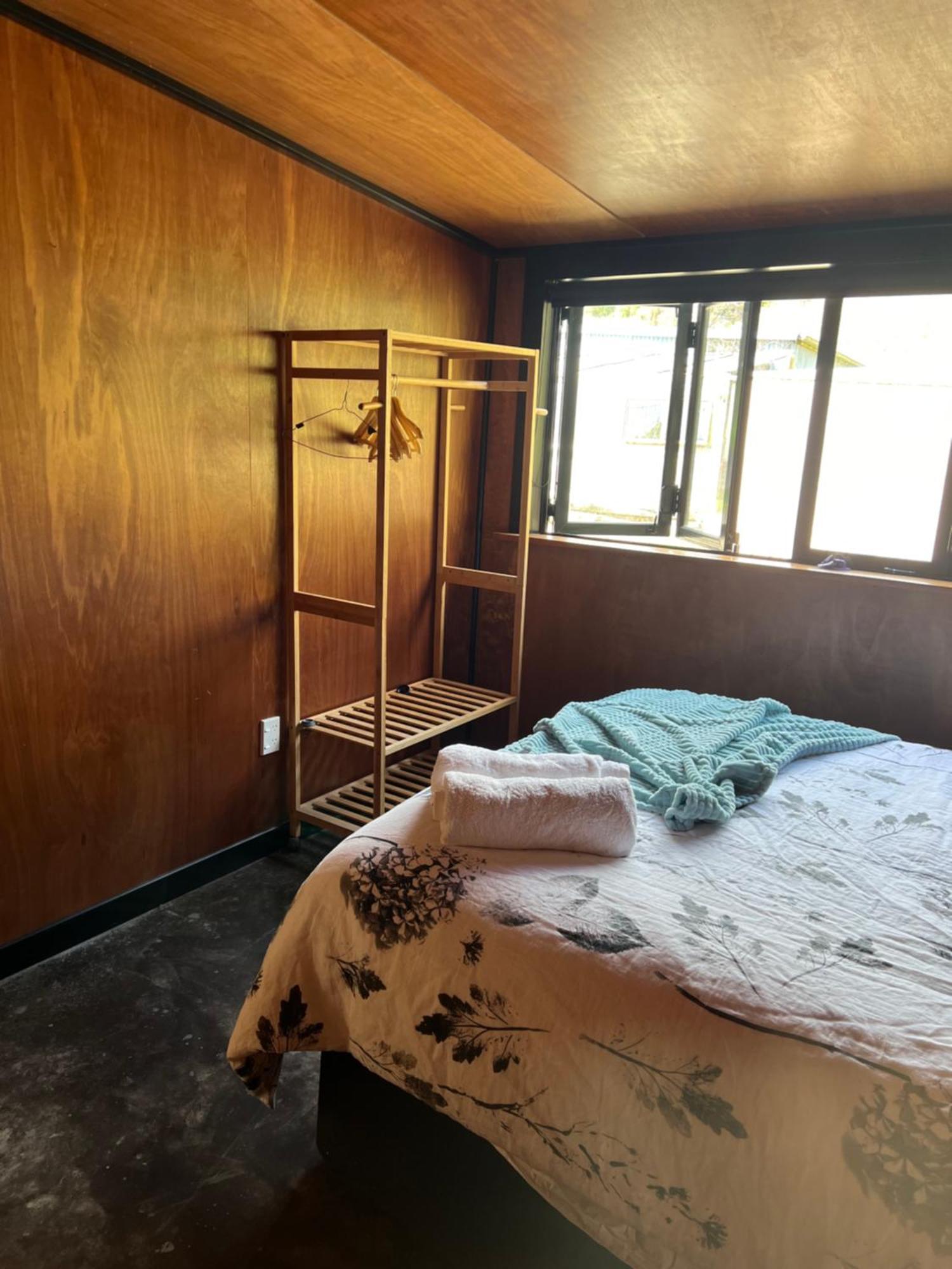 Self Contained Open Shed Space Wainui  المظهر الخارجي الصورة